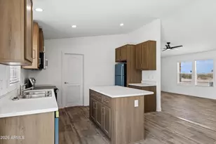 77 N Warren Rd, Maricopa, AZ 85139 - Photo 8