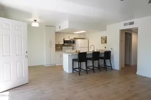 8558 E Portland St, Scottsdale, AZ 85257 - Photo 4
