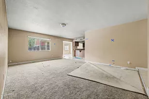 8925 W Meadowbrook Ave, Phoenix, AZ 85037 - Photo 6