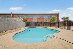 8925 W Meadowbrook Ave, Phoenix, AZ 85037 - Photo 34