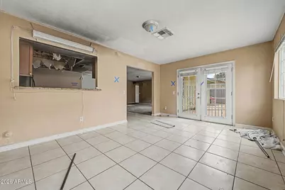 8925 W Meadowbrook Avenue, Phoenix, AZ 85037 - Photo 12