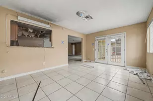 8925 W Meadowbrook Ave, Phoenix, AZ 85037 - Photo 12