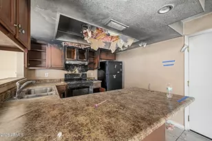 8925 W Meadowbrook Ave, Phoenix, AZ 85037 - Photo 10