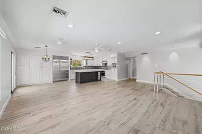 2229 E Belmont Avenue, Phoenix, AZ 85020 - Photo 8
