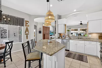 2242 E Victor Road, Gilbert, AZ 85296 - Photo 12
