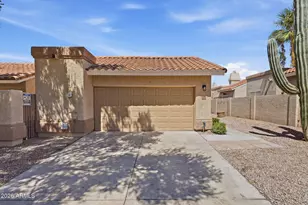 6726 S Brittany Ln, Tempe, AZ 85283 - Photo 2