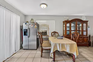 43697 W Elm Dr, Maricopa, AZ 85138 - Photo 12