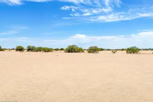 2735 W Zapotec Ave, Eloy, AZ 85131 - Photo 1