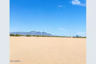 2735 W Zapotec Avenue #2, Eloy, AZ 85131 - Photo 2