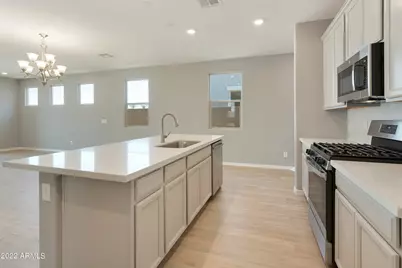 17244 W Dahlia Drive, Surprise, AZ 85388 - Photo 6