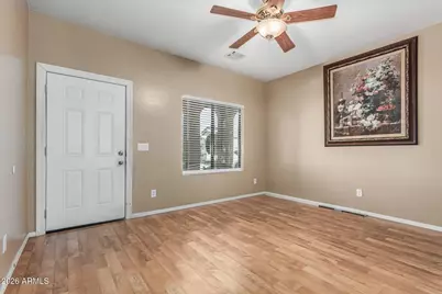 2513 W Novak Way, Phoenix, AZ 85041 - Photo 6