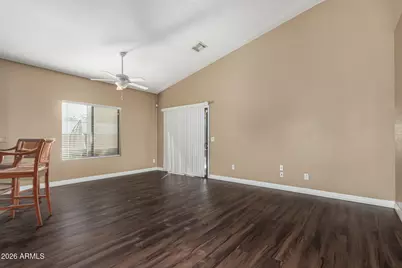 2513 W Novak Way, Phoenix, AZ 85041 - Photo 8