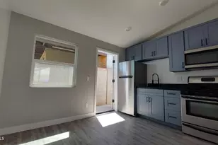 1917 E Monroe St, Phoenix, AZ 85034 - Photo 4