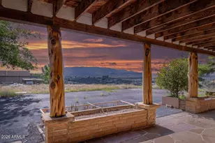 18127 S Tawny Ln, Peeples Valley, AZ 86332 - Photo 2