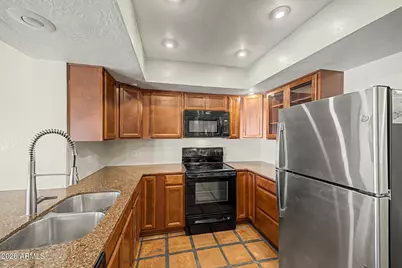 2075 E Cairo Drive, Tempe, AZ 85282 - Photo 16