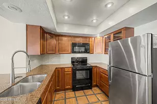 2075 E Cairo Dr, Tempe, AZ 85282 - Photo 16