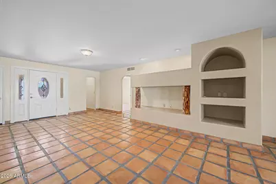 2075 E Cairo Drive, Tempe, AZ 85282 - Photo 6