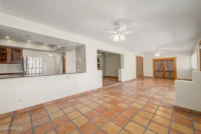 2075 E Cairo Drive, Tempe, AZ 85282 - Photo 8