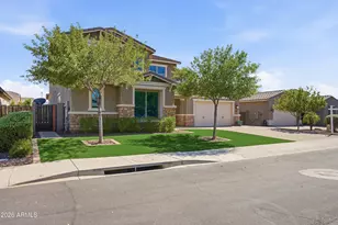3889 E Chestnut Ln, Gilbert, AZ 85298 - Photo 8