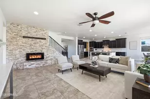 3889 E Chestnut Ln, Gilbert, AZ 85298 - Photo 2