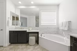 3889 E Chestnut Ln, Gilbert, AZ 85298 - Photo 42