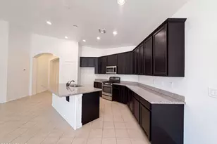 22338 E Via de Olivos, Queen Creek, AZ 85142 - Photo 2