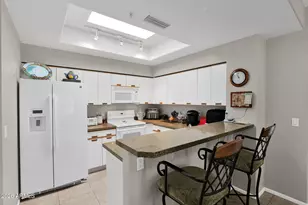 7710 E Gainey Ranch Rd, Scottsdale, AZ 85258 - Photo 14