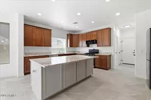 17881 W Larkspur Dr, Surprise, AZ 85388 - Photo 16