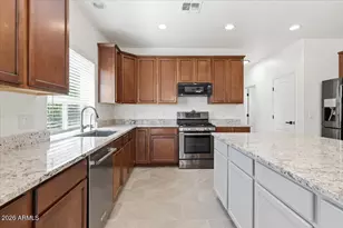17881 W Larkspur Dr, Surprise, AZ 85388 - Photo 20