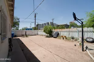 1433 E Brill St, Phoenix, AZ 85006 - Photo 20