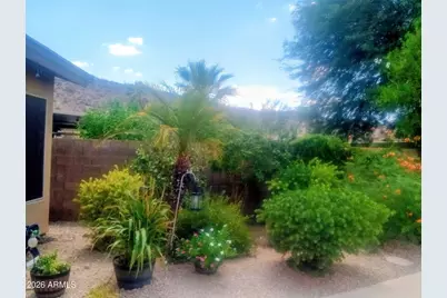 11490 S Morningside Drive, Goodyear, AZ 85338 - Photo 4