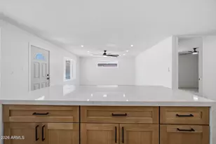 2232 E Mitchell Dr, Phoenix, AZ 85016 - Photo 18