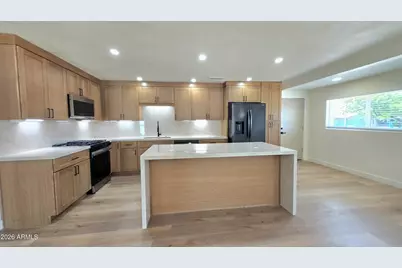 2232 E Mitchell Drive, Phoenix, AZ 85016 - Photo 10