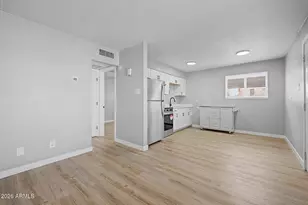 1925 W Village Dr, Phoenix, AZ 85023 - Photo 10