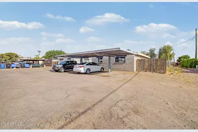 1925 W Village Drive #2, Phoenix, AZ 85023 - Photo 4