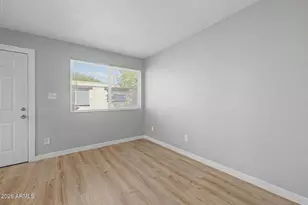 1925 W Village Dr, Phoenix, AZ 85023 - Photo 6