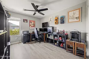 2532 W Straight Arrow Ln, Phoenix, AZ 85085 - Photo 22