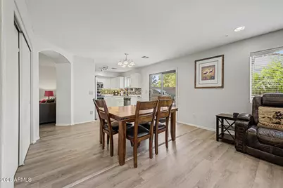 2532 W Straight Arrow Lane, Phoenix, AZ 85085 - Photo 8