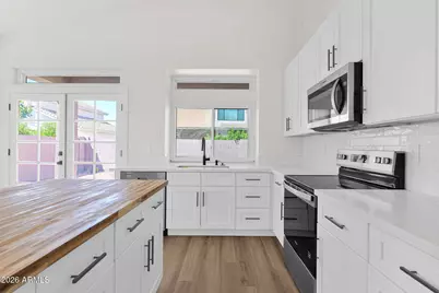 138 W El Freda Road, Tempe, AZ 85284 - Photo 14