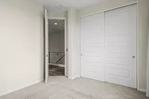 2090 S Dorsey Ln, Tempe, AZ 85282 - Photo 6
