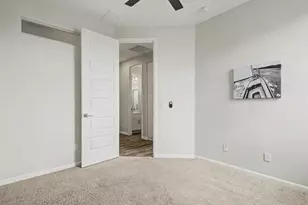 2090 S Dorsey Ln, Tempe, AZ 85282 - Photo 16