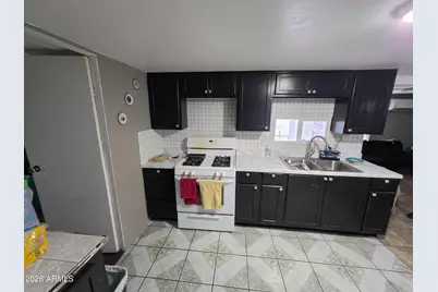 5207 N Black Canyon Highway #48, Phoenix, AZ 85015 - Photo 10