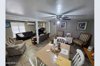 5207 N Black Canyon Highway #48, Phoenix, AZ 85015 - Photo 14