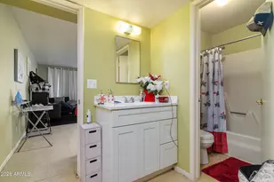 2444 E Willetta St, Phoenix, AZ 85008 - Photo 26
