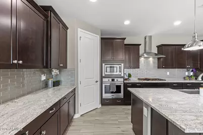 24009 N 168th Lane, Surprise, AZ 85387 - Photo 36