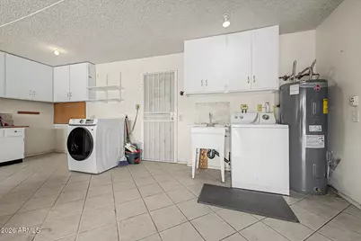 11033 W Bluefield Court, Sun City, AZ 85351 - Photo 18