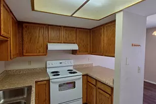 4466 W Palmaire Ave, Glendale, AZ 85301 - Photo 8