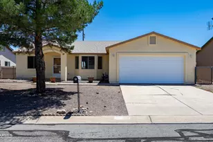 106 Buffalo Dr, Huachuca City, AZ 85616 - Photo 2