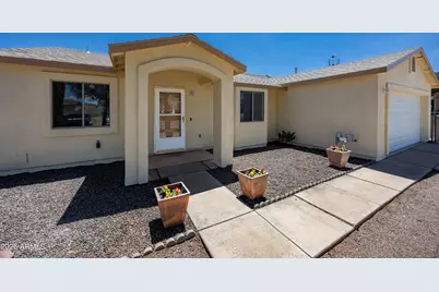 106 Buffalo Drive, Huachuca City, AZ 85616 - Photo 4