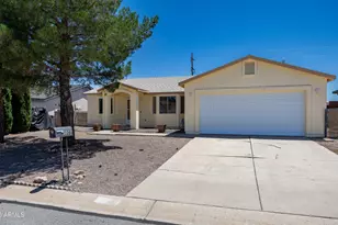106 Buffalo Dr, Huachuca City, AZ 85616 - Photo 1